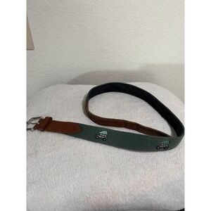 Unbranded‎ green belt truck tree embroidered design, leather ends, 41" #1547
